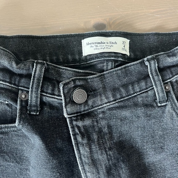 Abercrombie jeans! 90s style - Picture 1 of 2